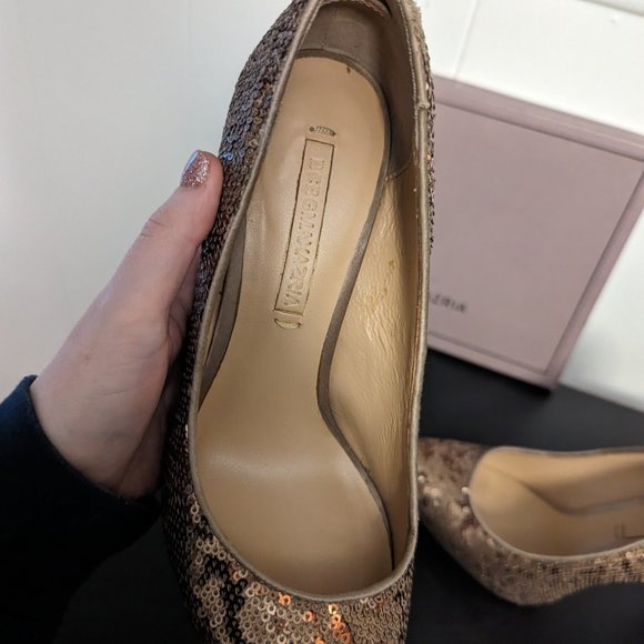 BCBG MaxAzria Satori Bronze Metallic Sequin Platform Pumps - Picture 11 of 11